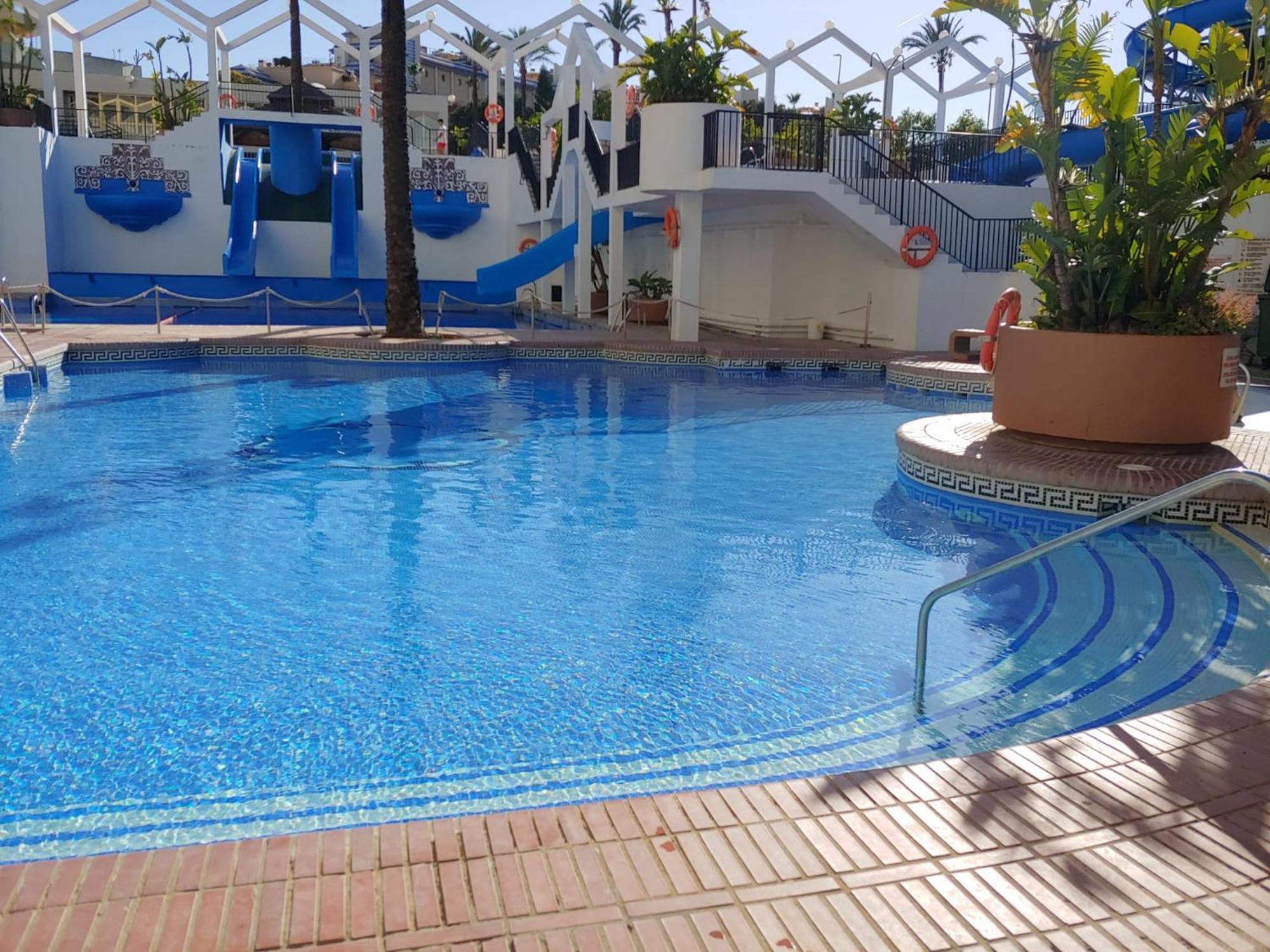 Benalbeach R&R Suite Benalmádena Exterior foto